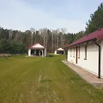 Letniskowe Miedzy Jeziorami W Lipnicy Feriehus *