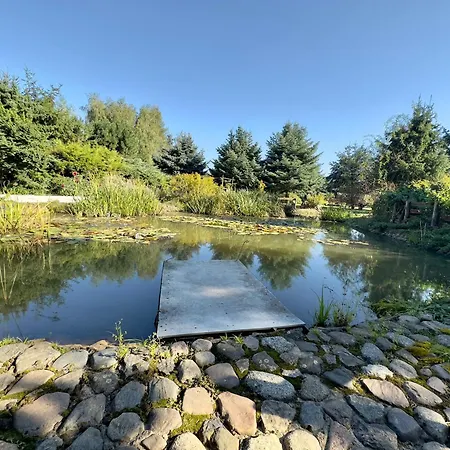 Letniskowe Miedzy Jeziorami W Lipnicy Holiday home
