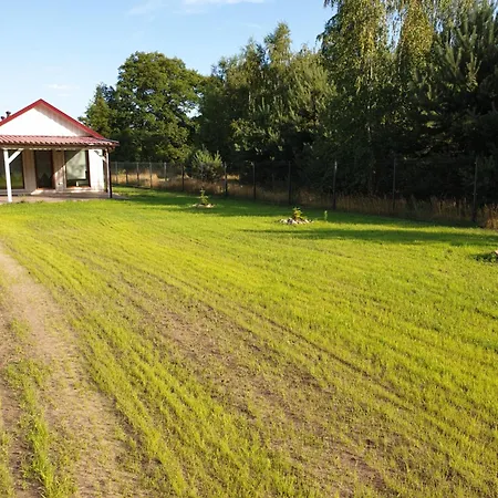 Feriehus Letniskowe Miedzy Jeziorami W Lipnicy Lipnica (Slupca)