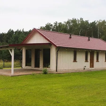 Letniskowe Miedzy Jeziorami W Lipnicy 度假居 Lipnica (Slupca)