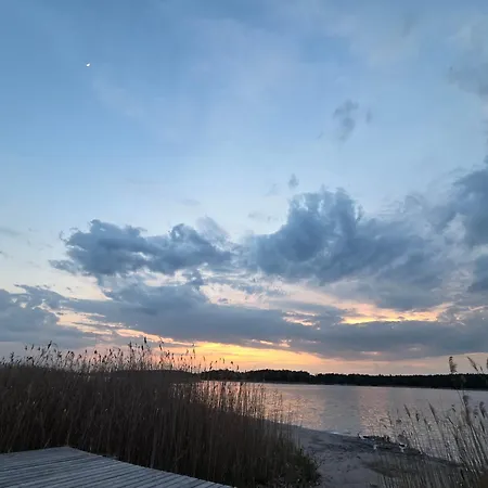 Letniskowe Miedzy Jeziorami W Lipnicy Holiday home *