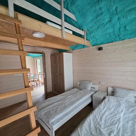 Letniskowe Miedzy Jeziorami W Lipnicy Holiday home *