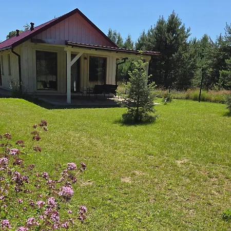 Letniskowe Miedzy Jeziorami W Lipnicy 度假居 Lipnica (Slupca)