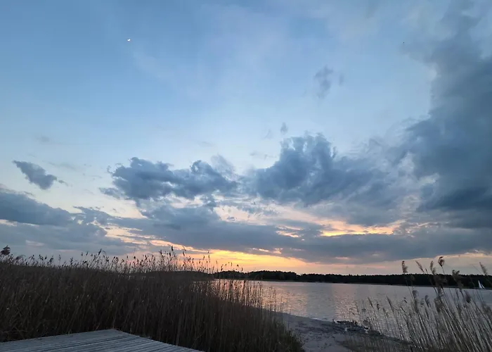 Letniskowe Miedzy Jeziorami W Lipnicy Holiday home *